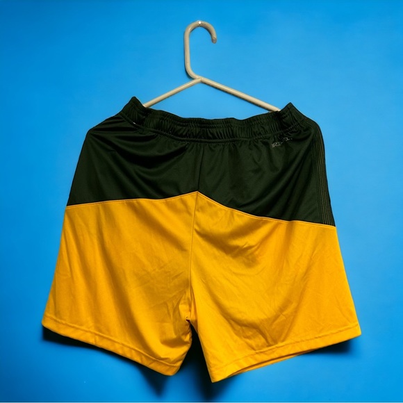 Nike Green Bay Dri-FIT Shorts - Athletic Performance Wear - Picture 2 of 3